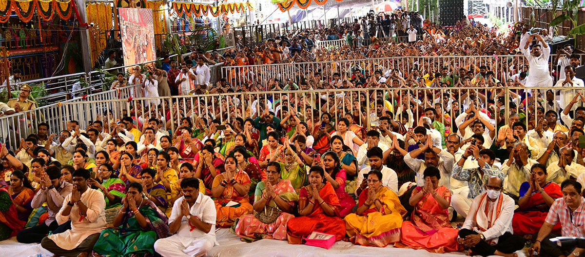 Balkampet-Yellamma-Kalyanotsavam-Hyderabad-_2040.jpg 39