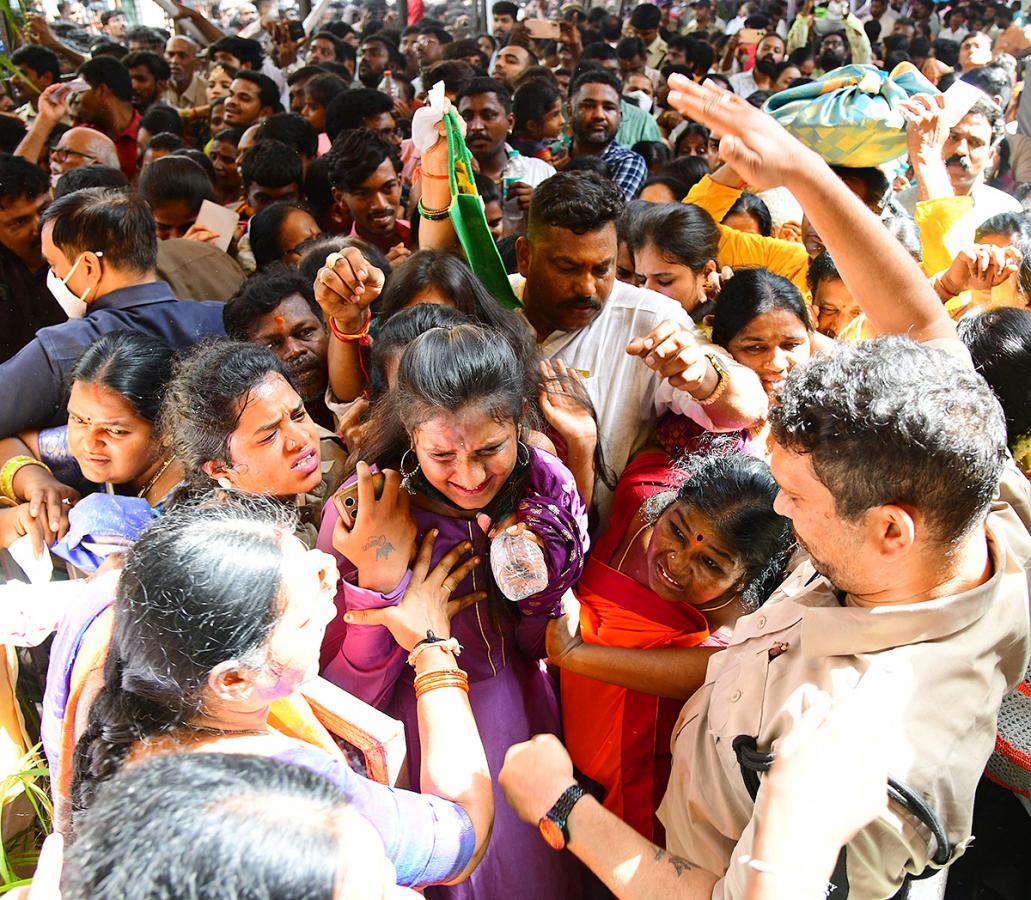Balkampet-Yellamma-Kalyanotsavam-Hyderabad-_2047.jpg 46