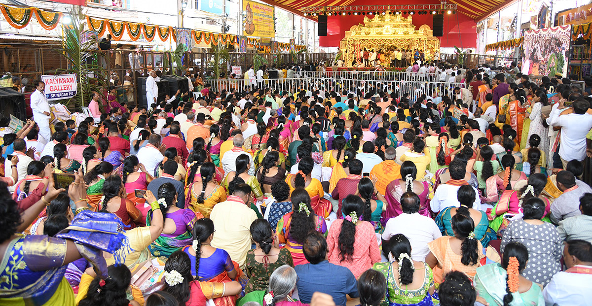 Balkampet-Yellamma-Kalyanotsavam-Hyderabad-_20535.jpg 47