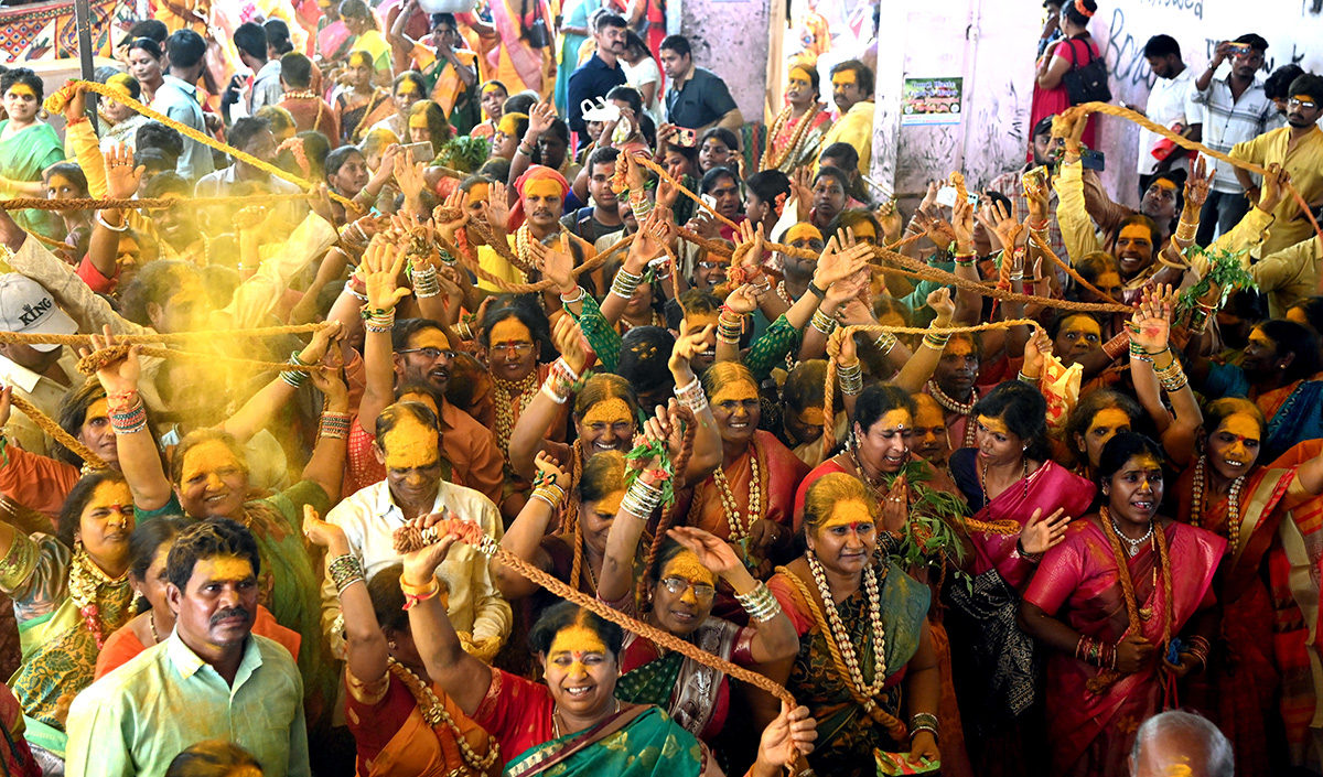Balkampet-Yellamma-Kalyanotsavam-Hyderabad-_209.jpg 9