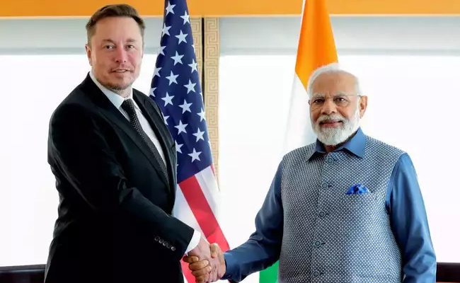 Elon_20Musk_20Meets_20PM_20Modi.jpg