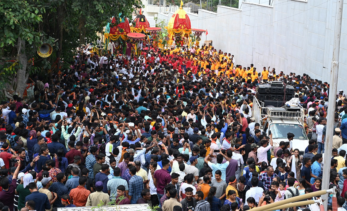 Jagannadh_20Ratha_20Yatra_20in_20Hyderabad-13.jpg 13