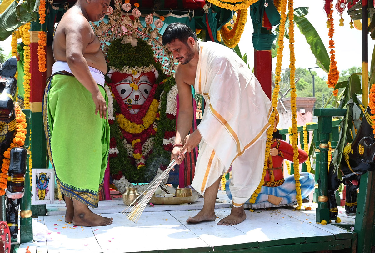 Jagannadh_20Ratha_20Yatra_20in_20Hyderabad-3.jpg 3