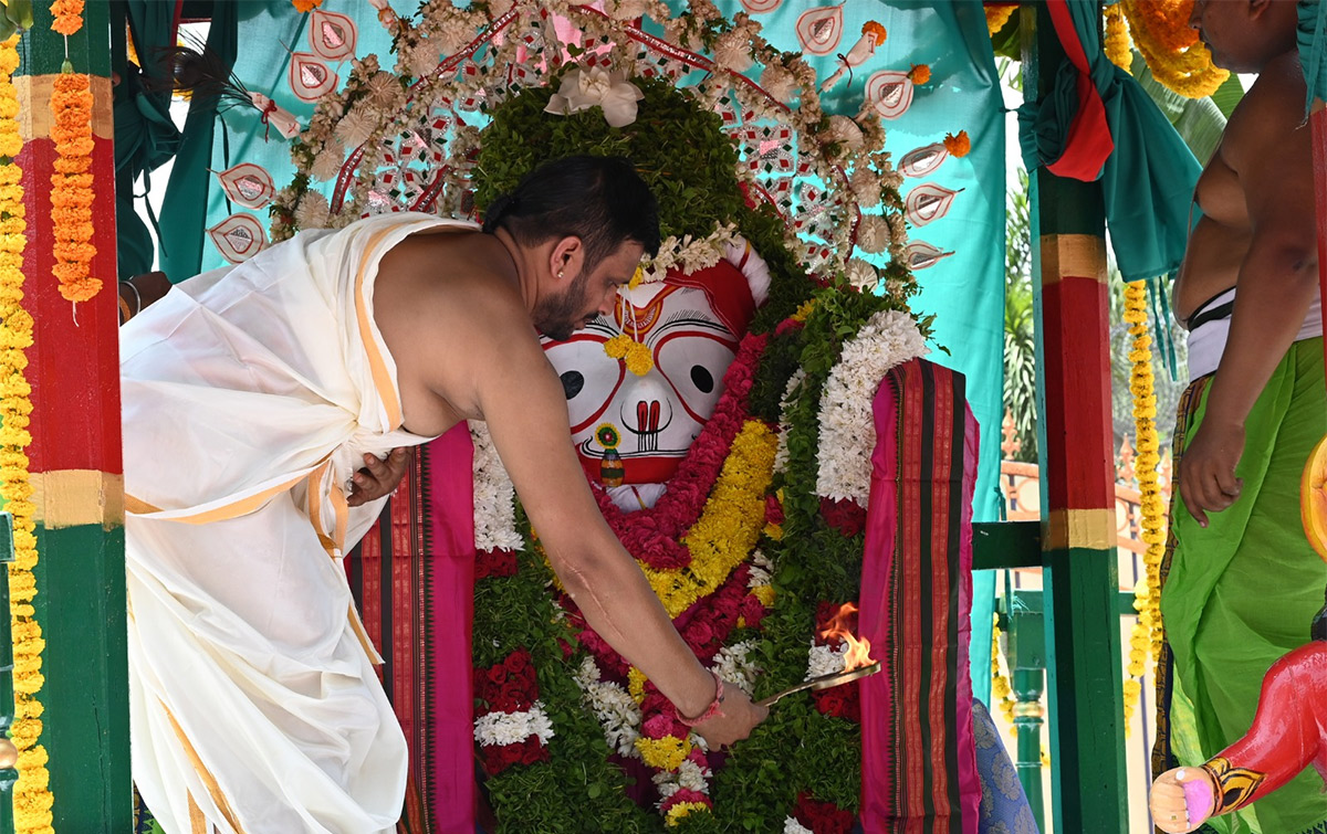 Jagannadh_20Ratha_20Yatra_20in_20Hyderabad-7.jpg 7
