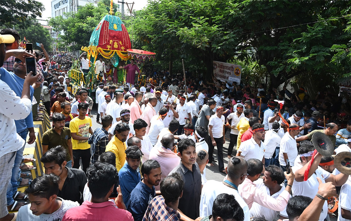 Jagannadh_20Ratha_20Yatra_20in_20Hyderabad-8.jpg 8