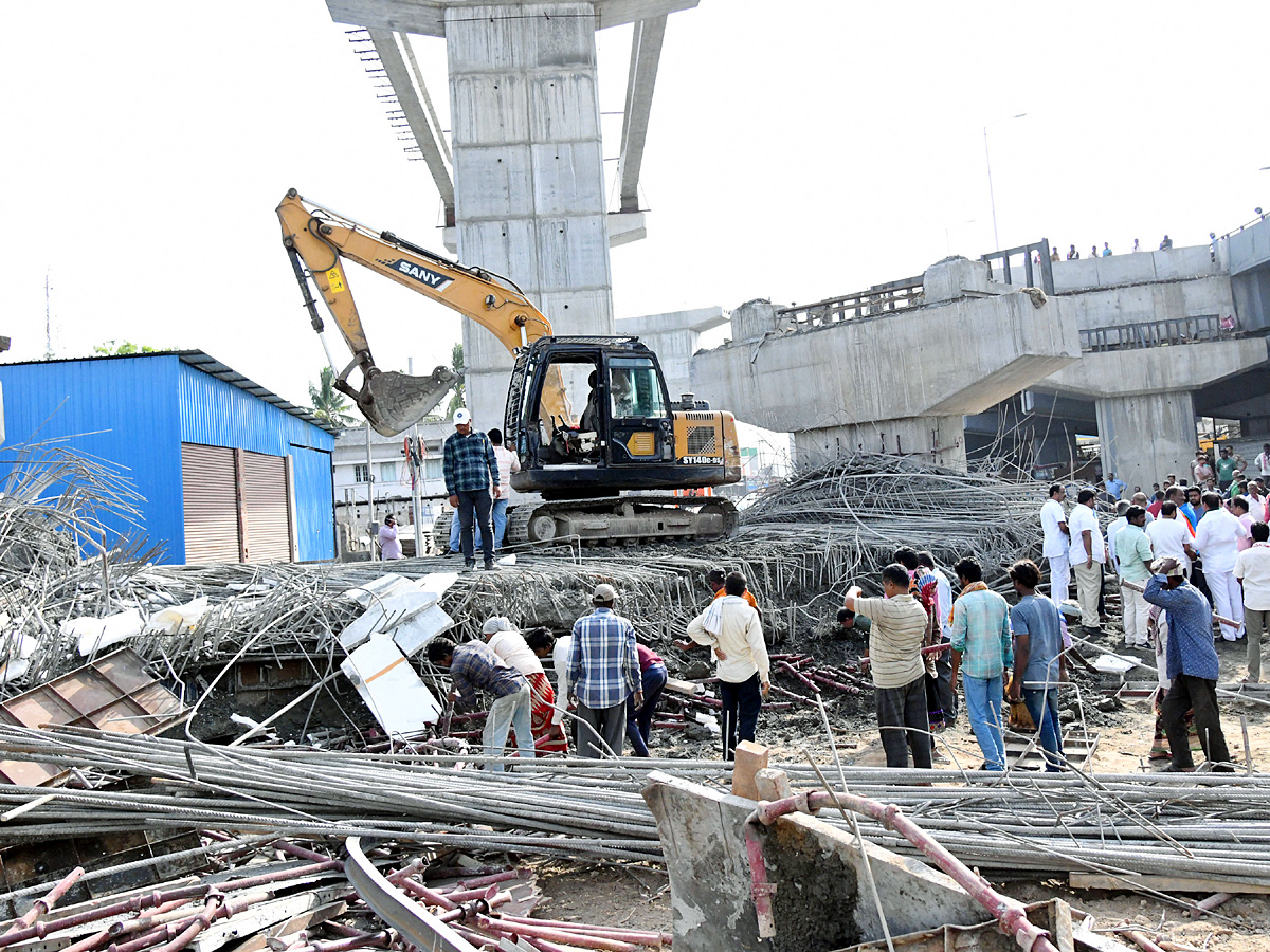 Under_20Construction_20Fly_20Over_20Collapsed_20in_20LB_20Nagar_20Photos_6.jpg 7