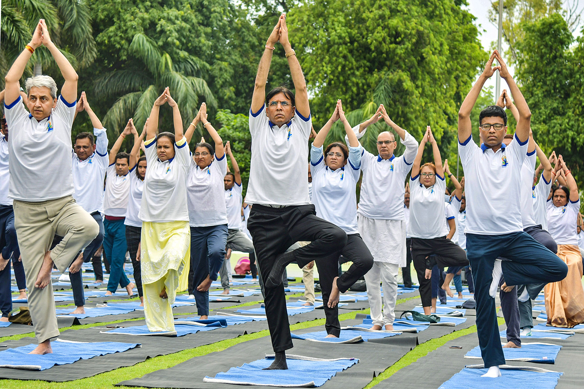 international-yoga-day-celebrations-2023-2.jpg 2