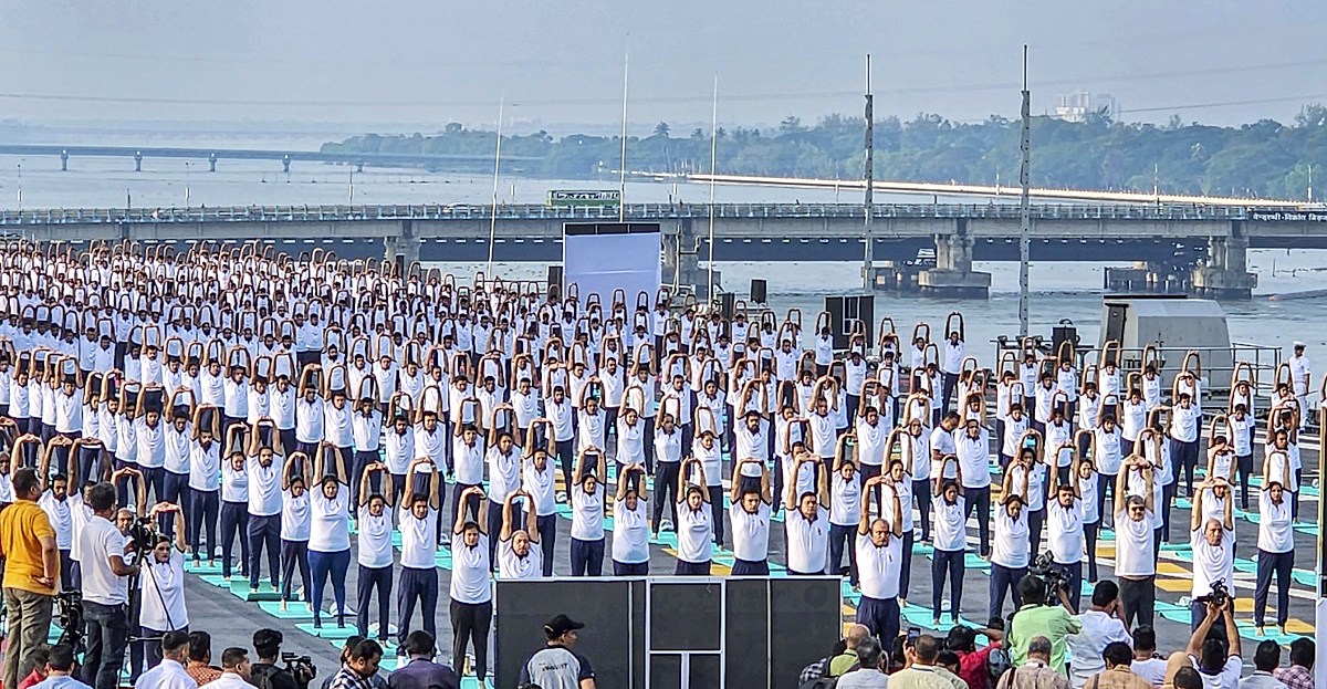 international-yoga-day-celebrations-2023-9.jpg 9