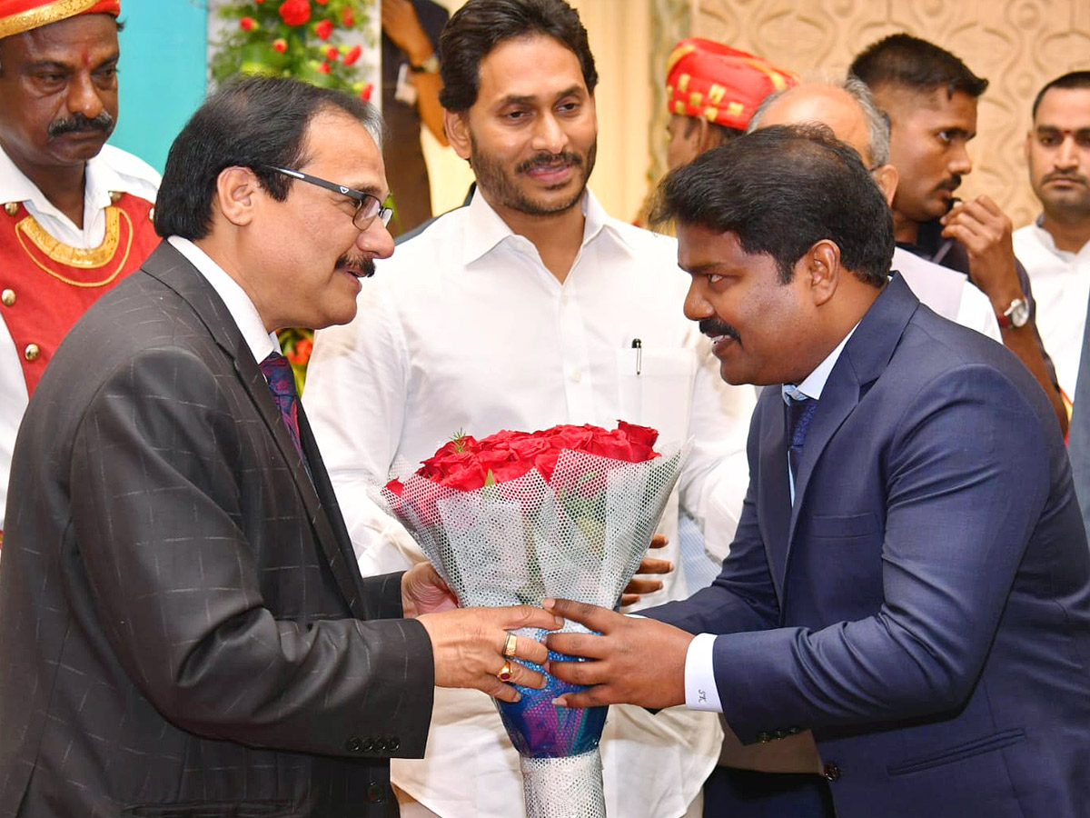 Andhra_20pradesh_20Govt_20Honored_20Supreme_20Court_20Judge_20Justice_20Prashant_20Kumar_20Mishra_20Photos_13.jpg 13