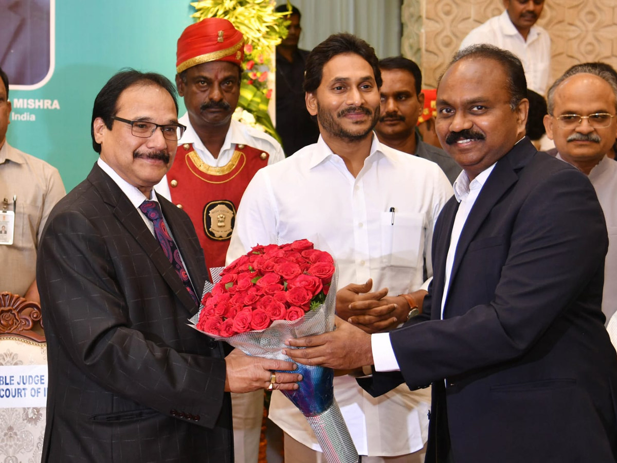 Andhra_20pradesh_20Govt_20Honored_20Supreme_20Court_20Judge_20Justice_20Prashant_20Kumar_20Mishra_20Photos_34.jpg 34