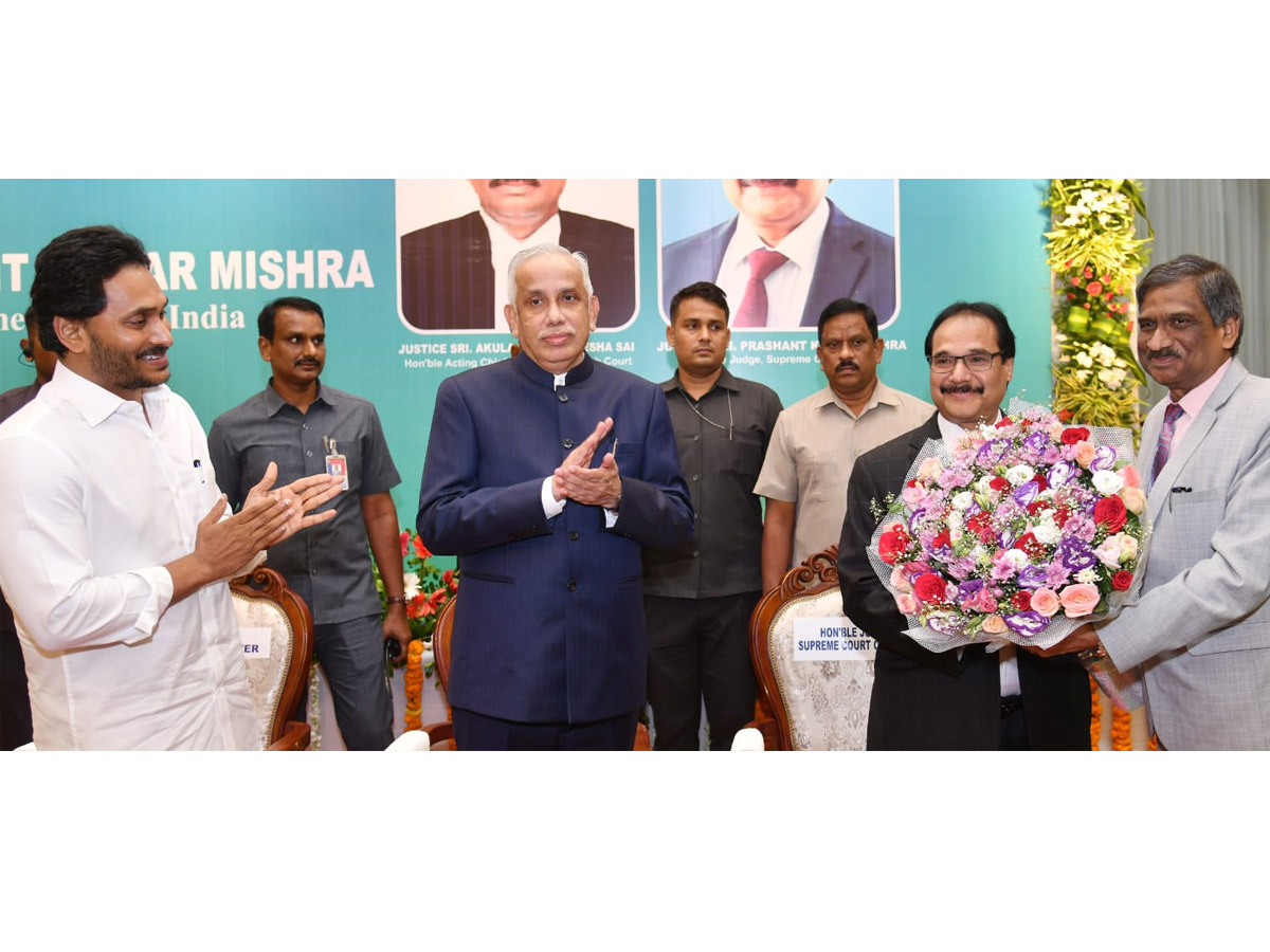 Andhra_20pradesh_20Govt_20Honored_20Supreme_20Court_20Judge_20Justice_20Prashant_20Kumar_20Mishra_20Photos_9.jpg 9