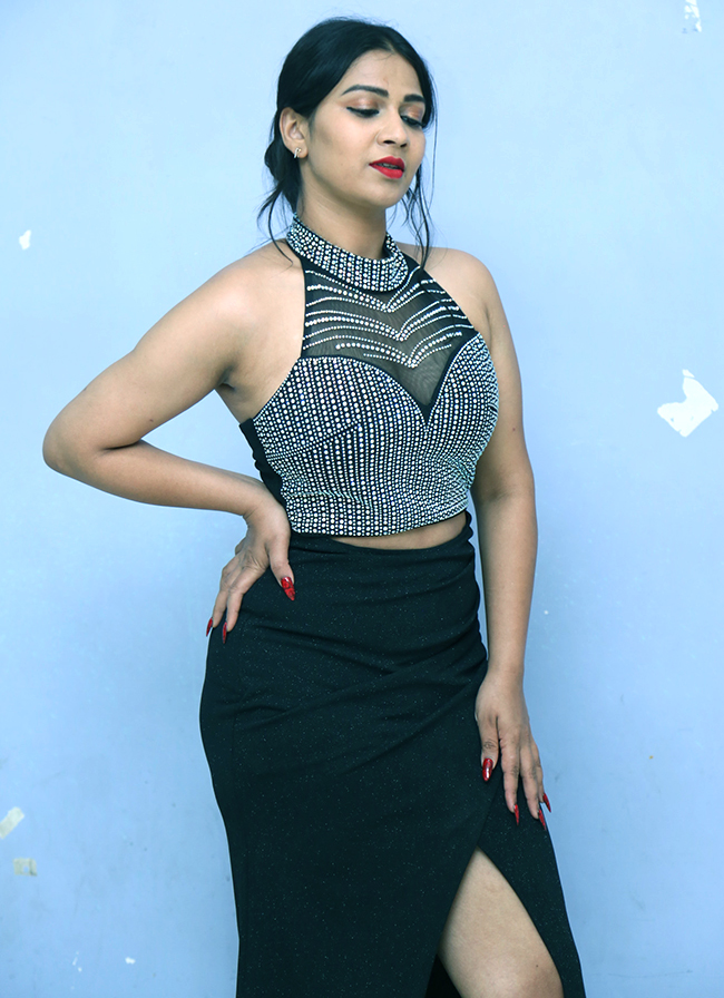 Inaya_20Sultana_20photo_20gallery-23.jpg 22