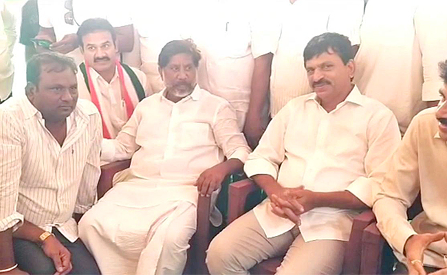 Ponguleti-Srinivas-Meet-CLP-Bhatti-Vikramarka.jpg
