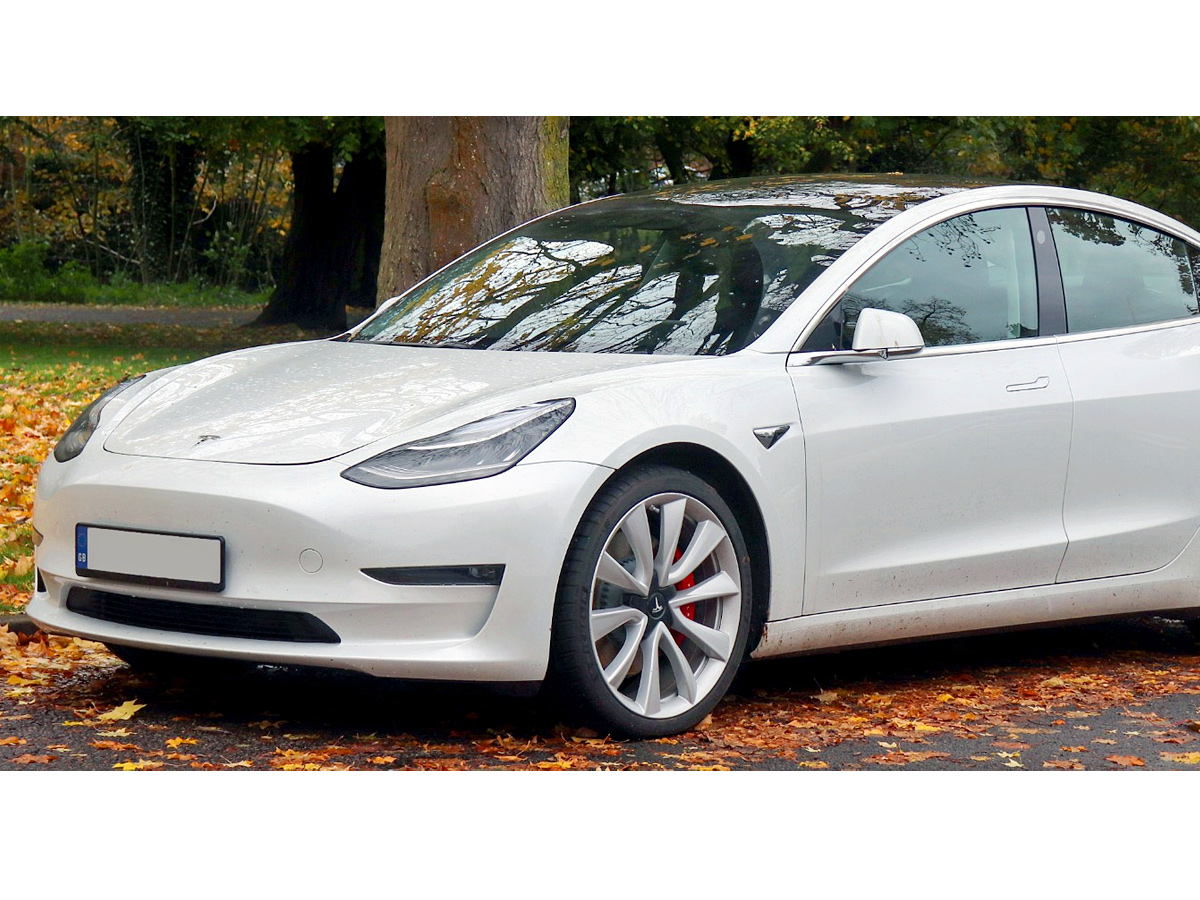 Tesla_20Model_20Cars_20Photos_5.jpg 6