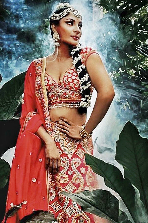 Salaar_20Movie_20Sriya_20Reddy_20Latest_20Photos_2.jpg 3