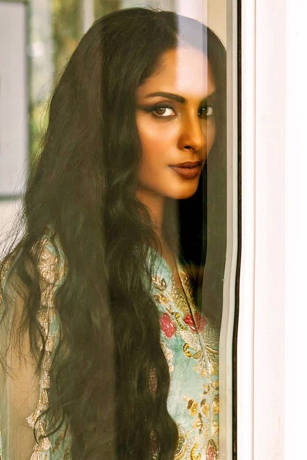 Salaar_20Movie_20Sriya_20Reddy_20Latest_20Photos_3.jpg 4