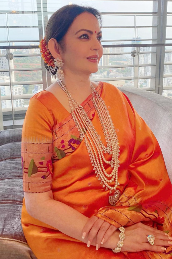 nita-ambani-08.jpg 11