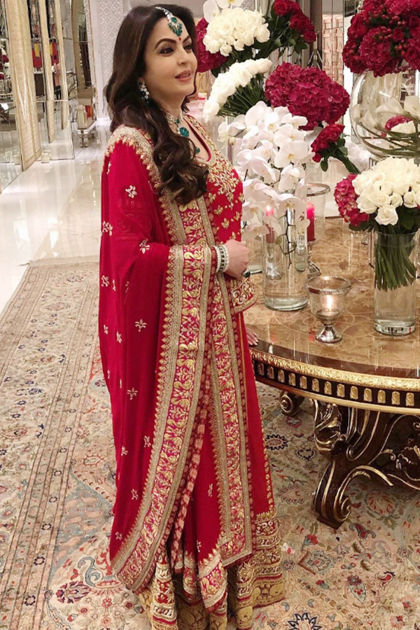nita-ambani-18.jpg 21