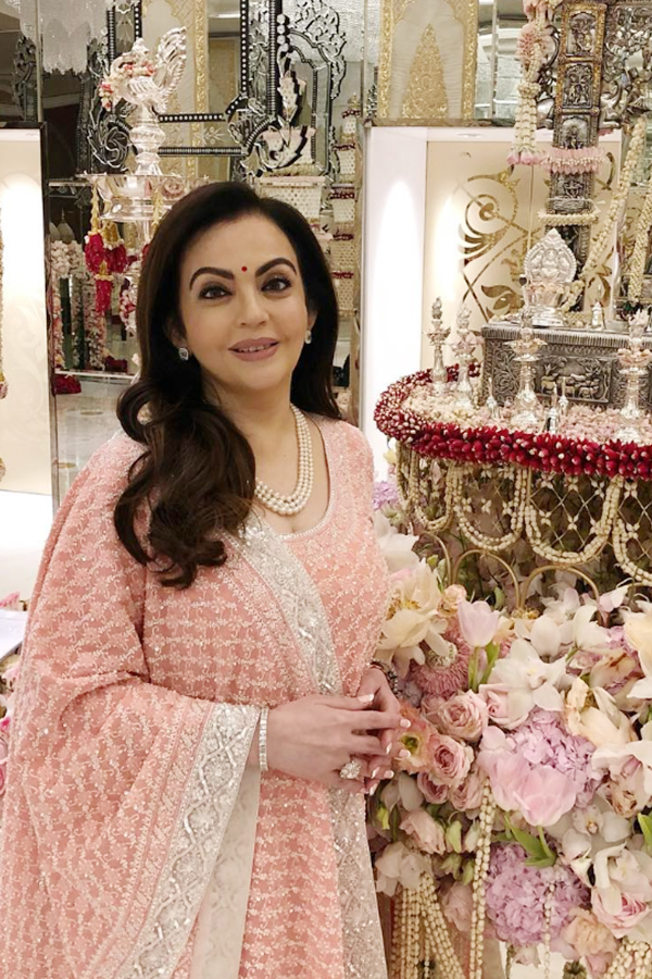 nita-ambani-22.jpg 25