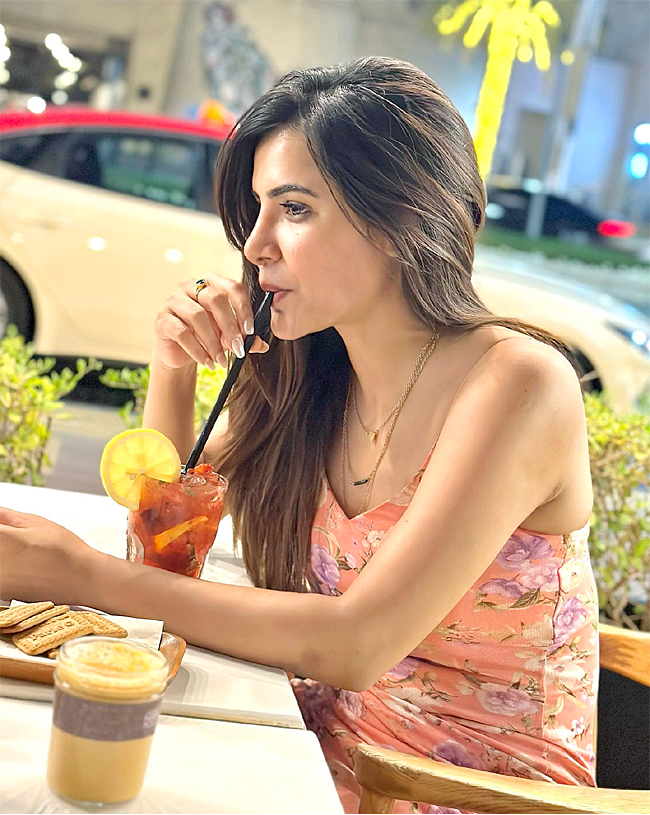 Ashu_20Reddy_20Trending_20Latest_20Photos-15.jpg 15