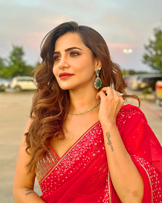 Ashu_20Reddy_20Trending_20Latest_20Photos-3.jpg 3