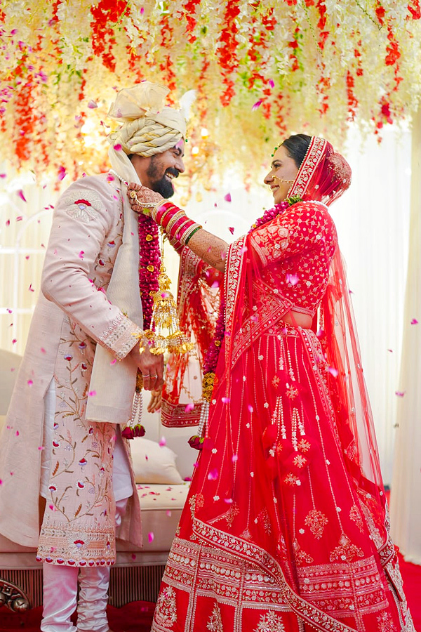 Shaakuntalam_20actor_20Kabir_20Duhan_20Singh_20ties_20the_20knot_20Photos_8.jpg 9