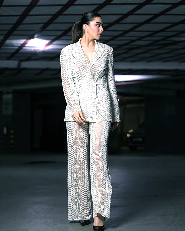 hansika_20motwani_20latest_20pics-19.jpg 19