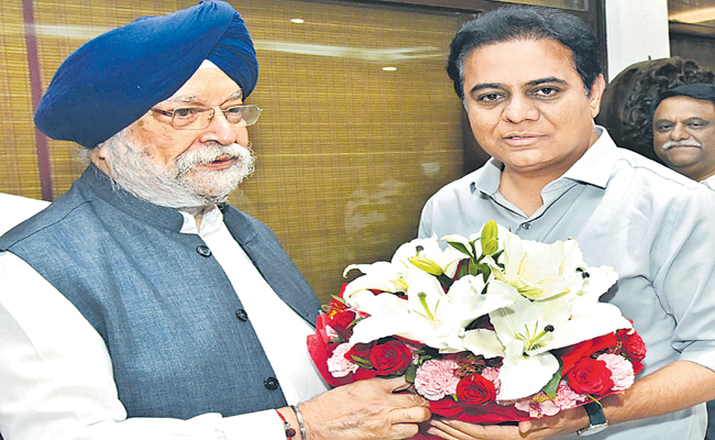 KTR-MET-HARDEEP-SINGH-PURI-.jpg