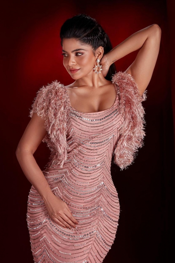 divya-bharathi-09.jpg 25
