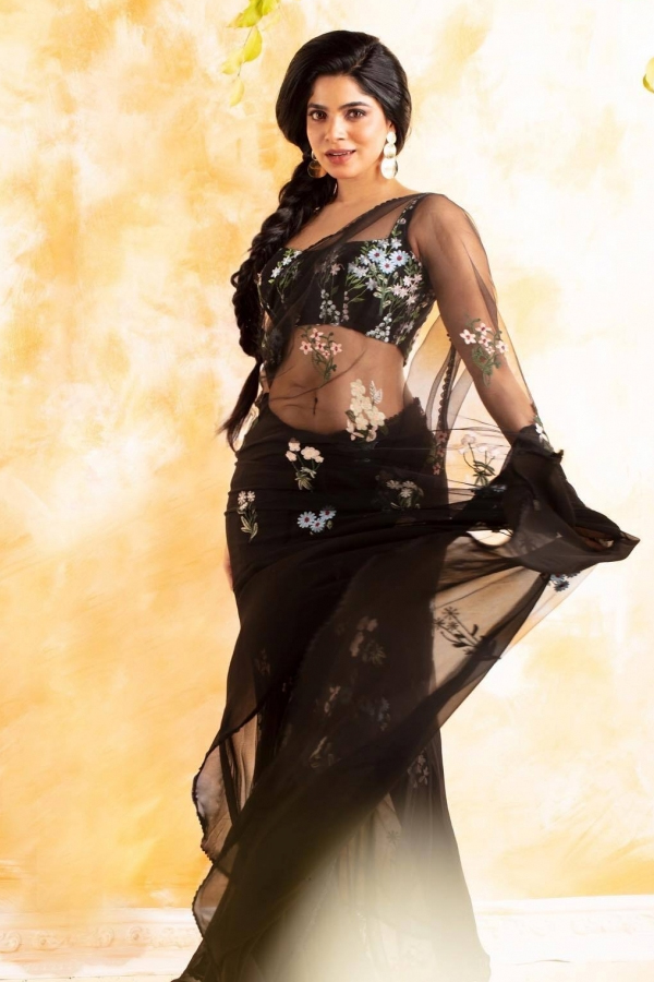 divya-bharathi-13.jpg 9