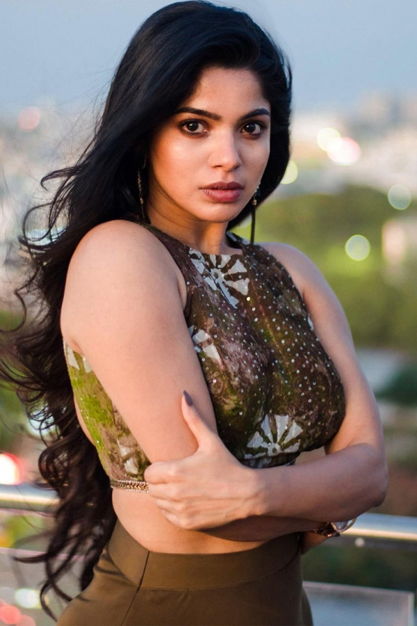 divya-bharathi-23.jpg 17