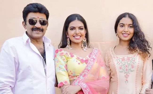 01-rajasekhar-shivani-shivathmika.jpg 1