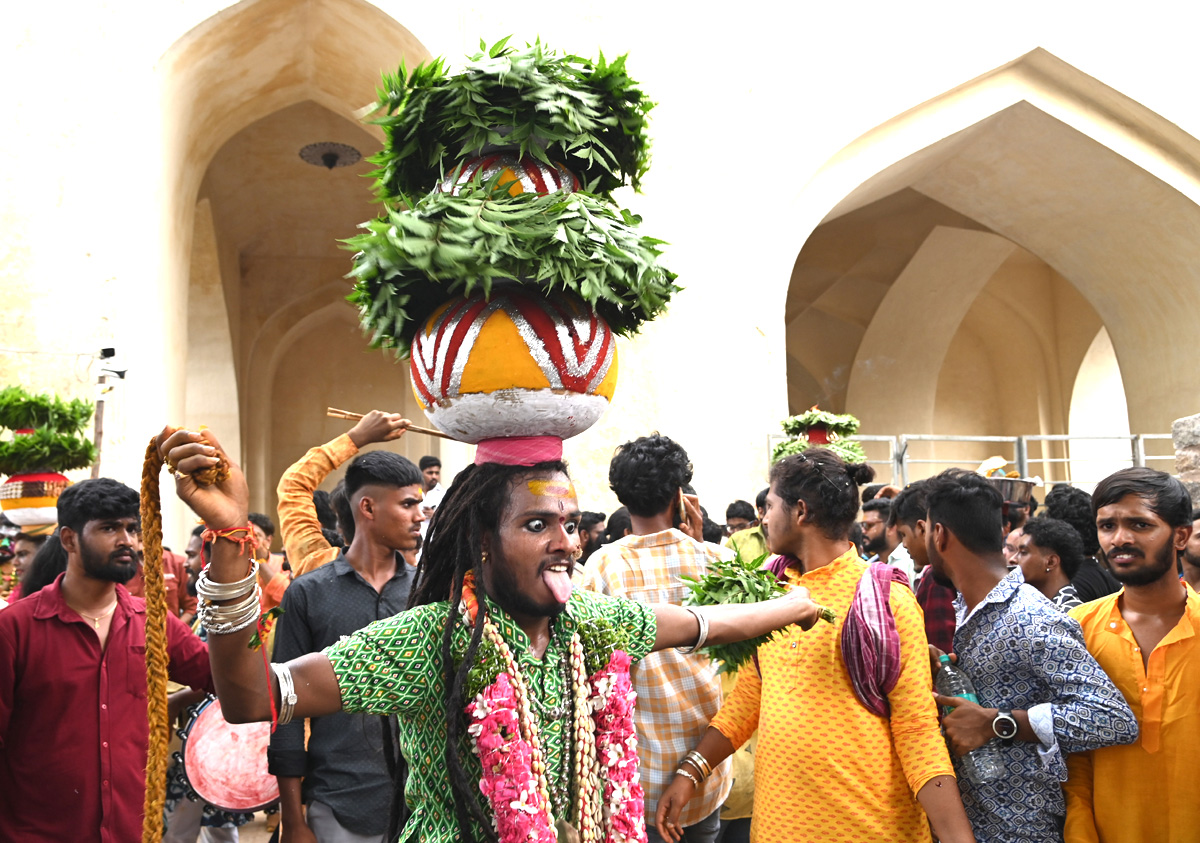 Golconda_20Bonalu_202023_20Pics-12.jpg 11