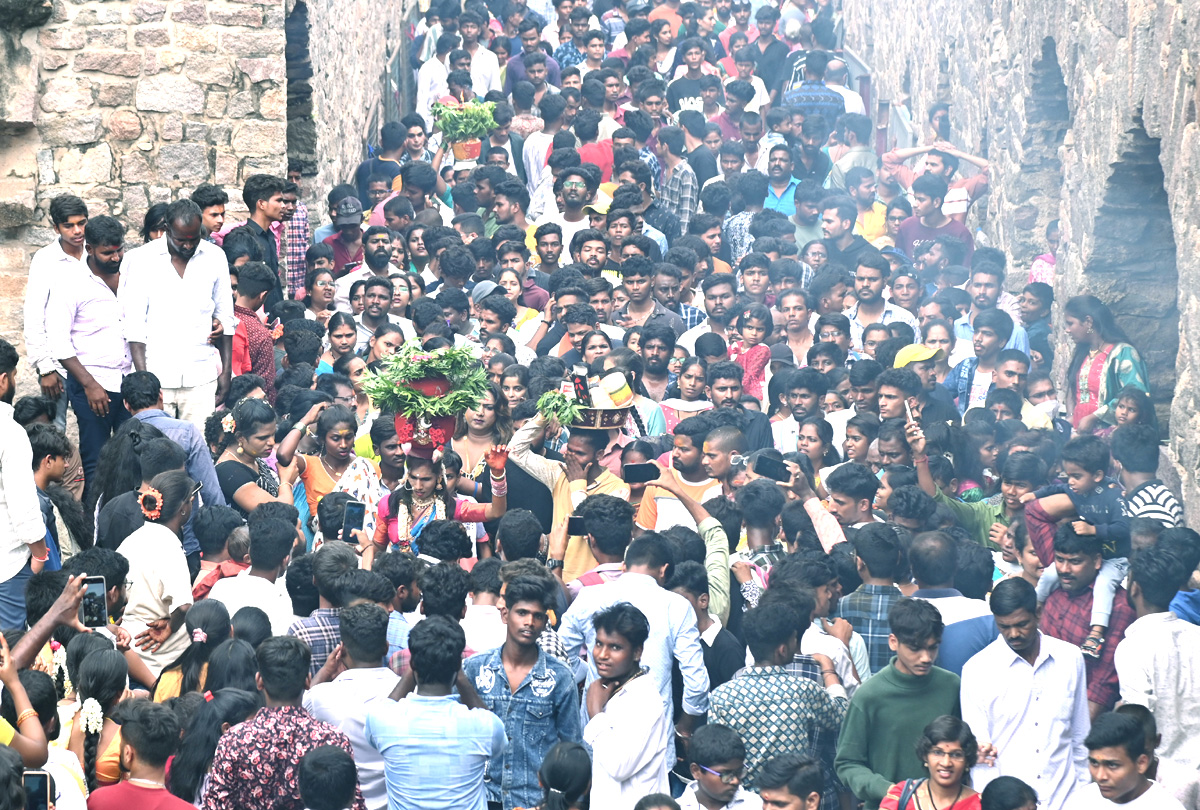 Golconda_20Bonalu_202023_20Pics-14.jpg 13