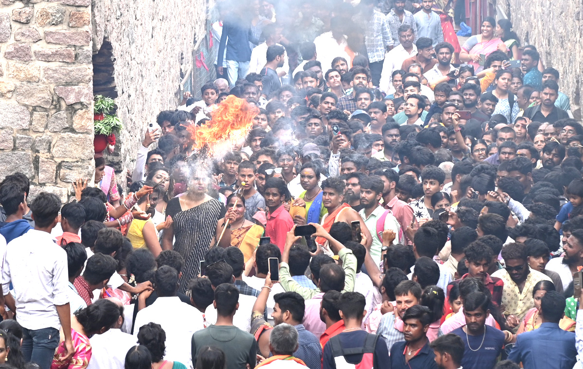 Golconda_20Bonalu_202023_20Pics-43.jpg 40