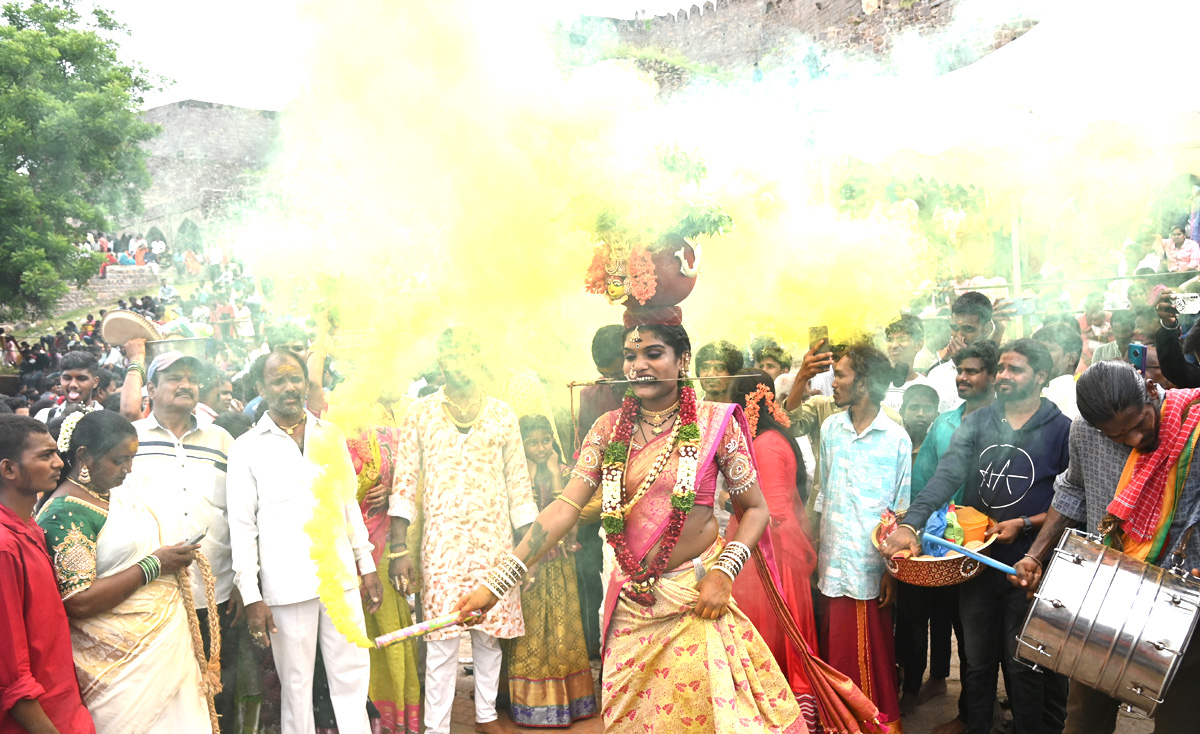 Golconda_20Bonalu_202023_20Pics-8.jpg 7
