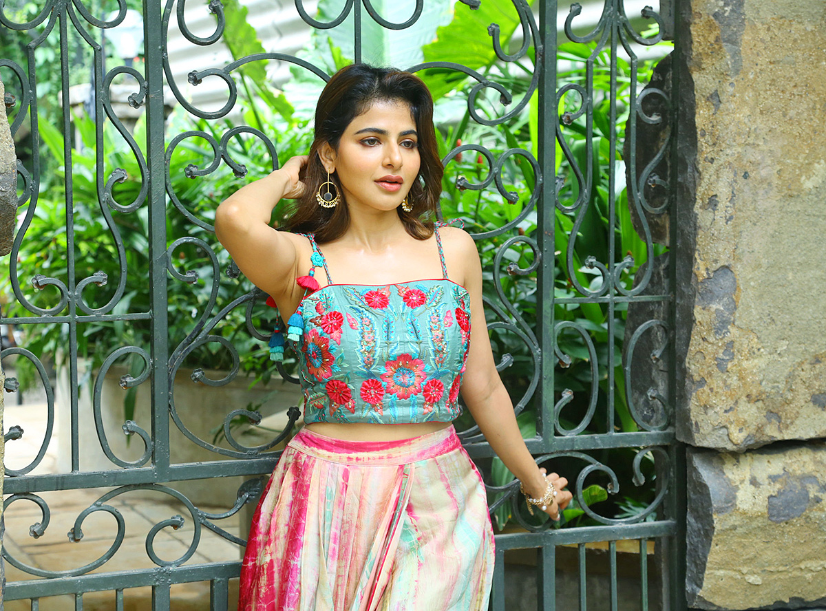iswarya_20menon_20latest_20photos-3.jpg 2