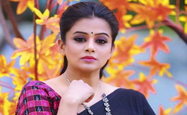 priyamani_0.jpg