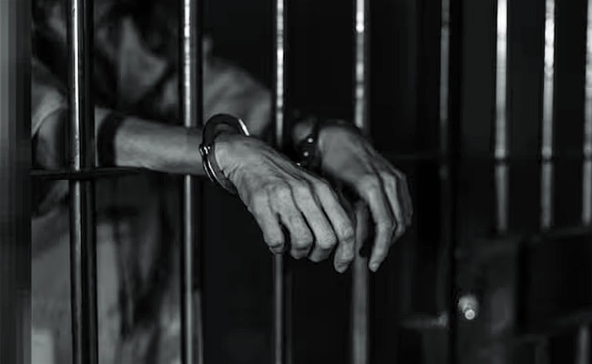 arrest.jpg