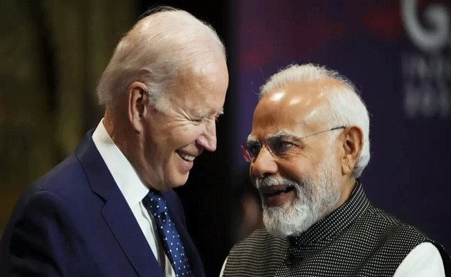 biden_2C-modi.gif