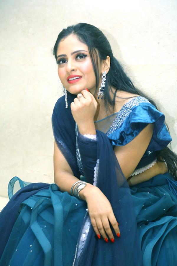 Actress_20Sania_20Thakur_20PhotoShot-2.jpg 2