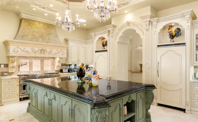 005-Britney-Spears-Buys-Sprawling-Calabasas-Mansion.jpg 5
