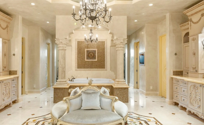 008-Britney-Spears-Buys-Sprawling-Calabasas-Mansion.jpg 8