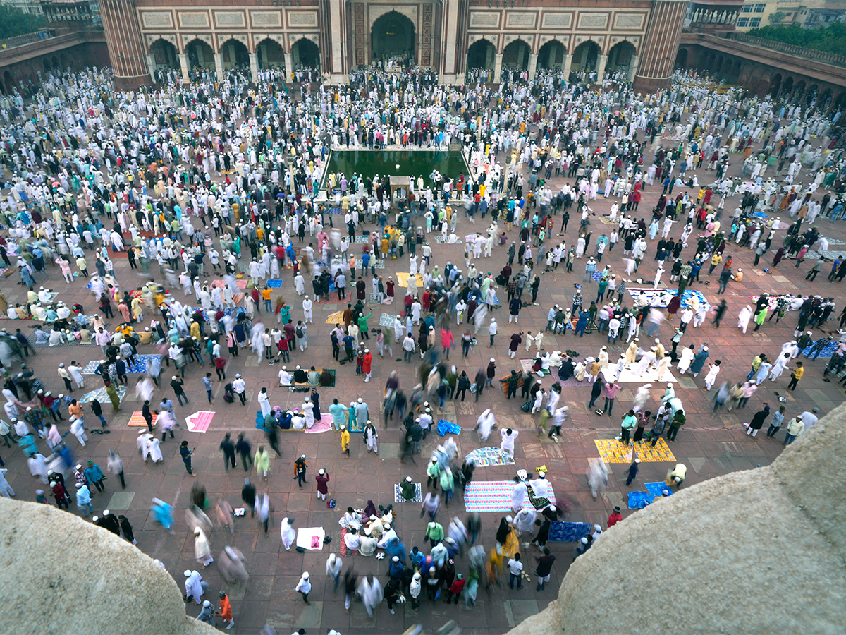 Eid_20al_20Adha_20Mubarak_202023_20Bakrid_20Prayers_20Nationwide_20Photos-10.jpg 9
