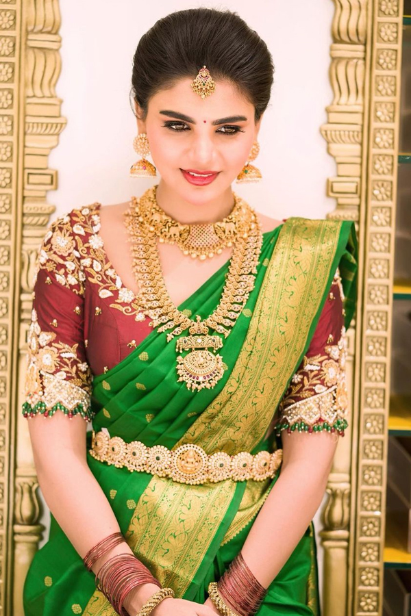 Jabardast_20Varsha_20Bridal_20looks_20Photos_12.jpg 13