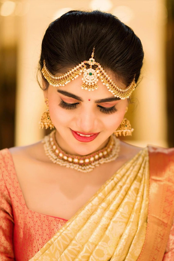 Jabardast_20Varsha_20Bridal_20looks_20Photos_7.jpg 8
