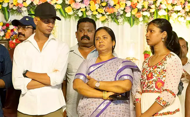 Rakesh_20Master_20Pedda_20Karma_20Photos_12.jpg 13