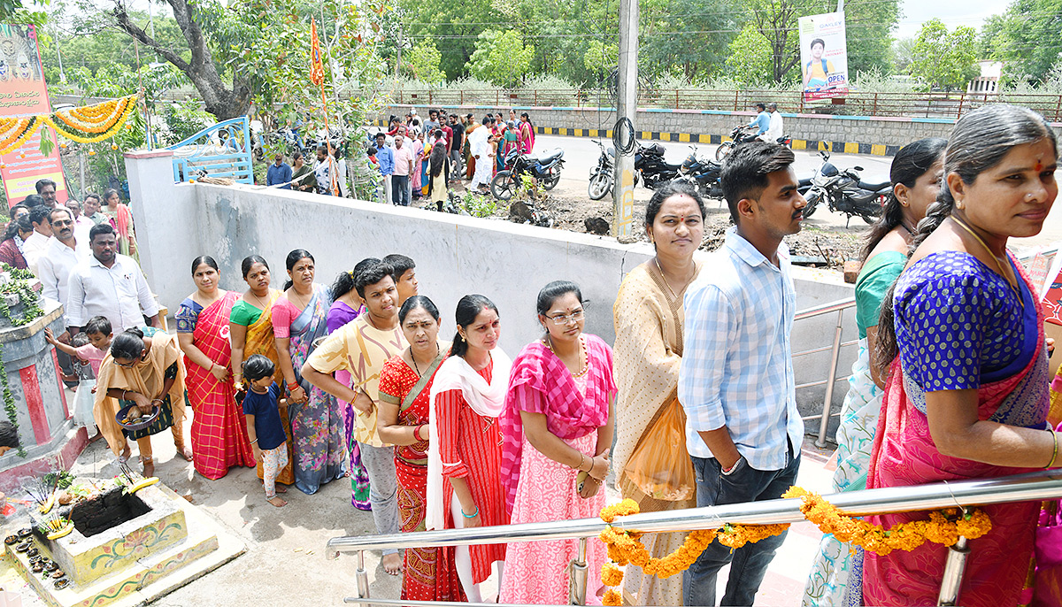 Toli_20Ekadashi_202023-3.jpg 3