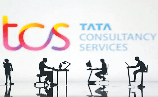 TCS-EMPLOYEES.gif