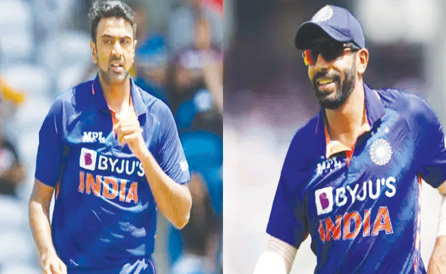 ashwin-bumrah.gif